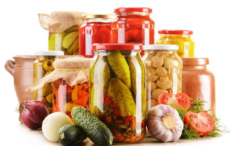 Ce conservanți naturali să folosești ca să faci conserve ca pe vremea bunicii