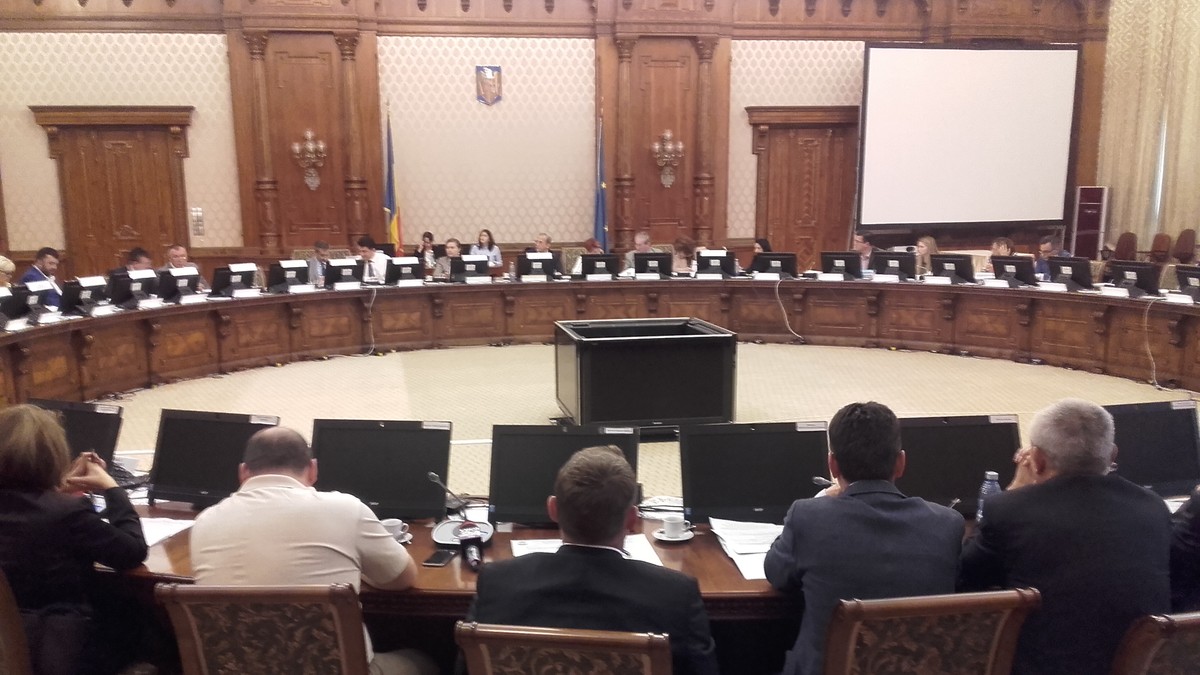 sporul de 15% din salariul de bază pentru persoanele cu handicap vizual grav