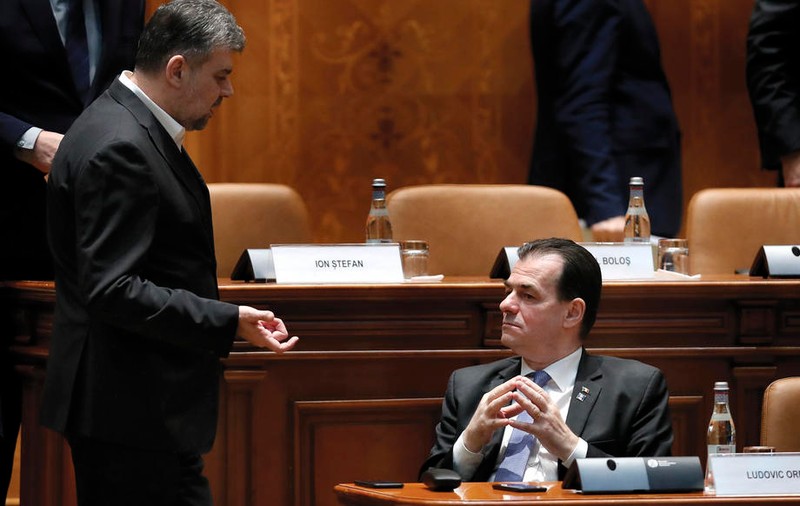 SONDAJ IMAS cu o lună înainte de parlamentare. PNL pierde teren, USR-PLUS se apropie de PSD