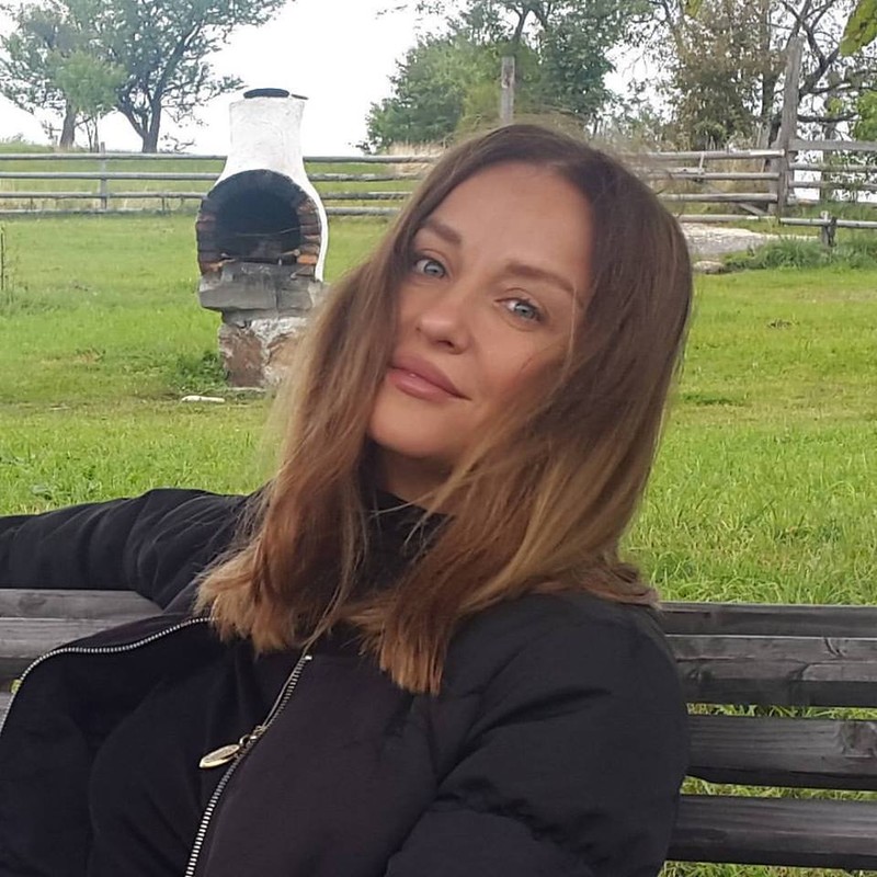 Tania Budi preferă bărbații mai tineri.