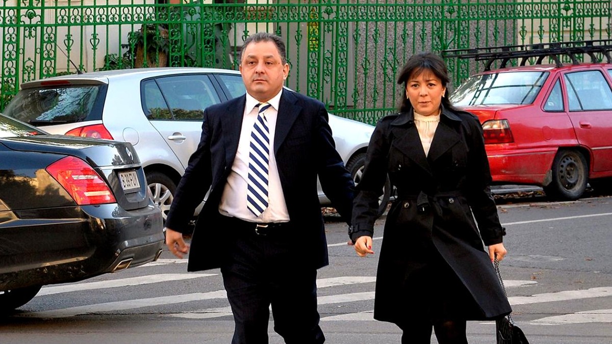 VIDEO SURSE: Oana Mizil îl acuză pe Marian Vanghelie că a agresat-o. Ordin de protecție provizoriu emis de poliție