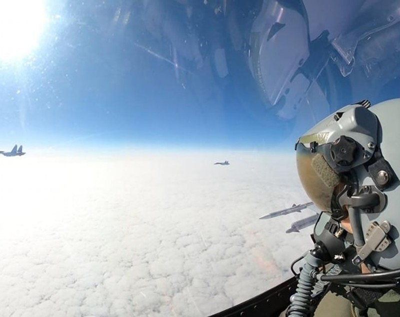 Două avioane rusești, interceptate în spațiul aerian NATO de prima misiune românească