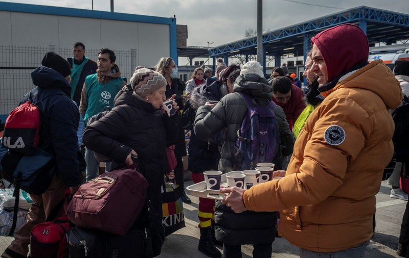Pensionara din Ucraina care și-a omorât soțul, cu un cuțit de bucătărie, în București, condamnată la închisoare. Cuplul fugise din calea războiului