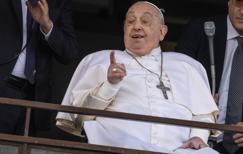 Papa Francisc a avut prima apariție publică de la internarea în spitalul Gemelli, în urmă cu mai bine de o lună. Ce le-a spus credincioșilor