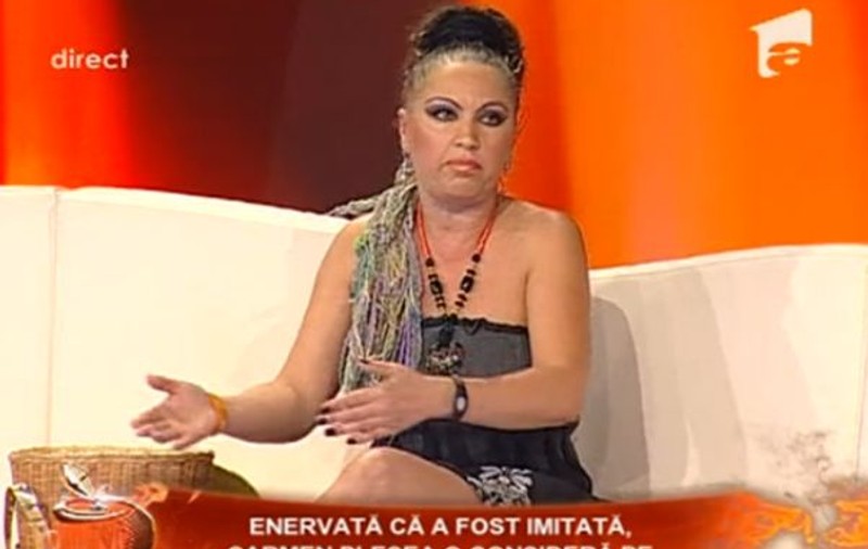 Video | Carmen Pleșea: "Daniela Crudu e o târfuliță bețivă" / Cruduța: "Dă-mi o poză cu tine că nu am păcălici la cărți"