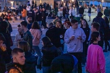 Portul măştii a fost opţional pe străzile din Vama Veche