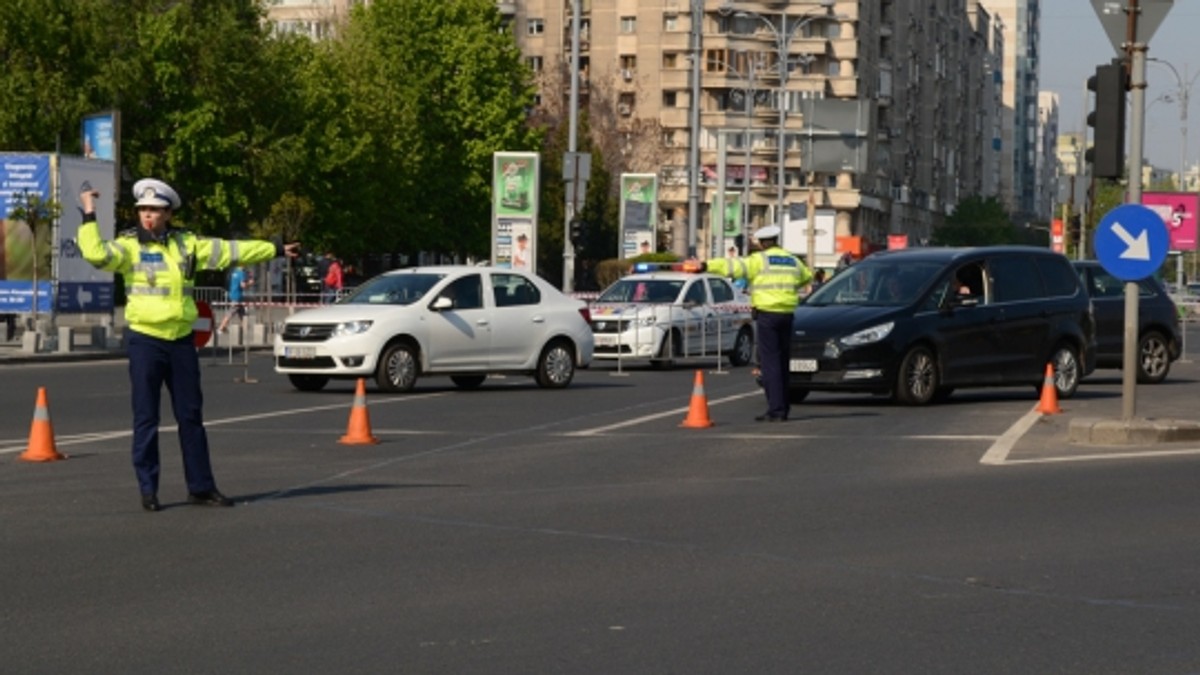 Restricţii de trafic rutier în centrul Capitalei, la sfârşitul săptămânii, pentru "Simfonia Apei"