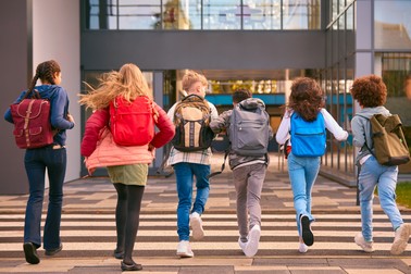 Prima vacanță din anul școlar 2025-2026 începe pe 25 octombrie. Imagine cu carcater ilustrativ. Foto: Shutterstock
