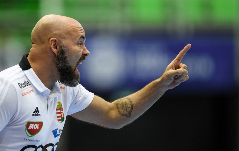 Selecționerul Ungariei, Kim Rasmussen, tună și fulgeră, după eșecul cu România de la CM de handbal feminin