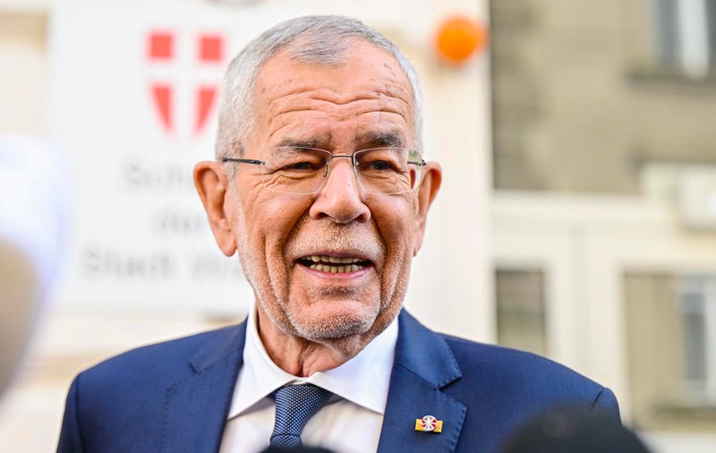 Alexander Van der Bellen a fost reales preşedinte al Austriei, potrivit datelor din exit-poll