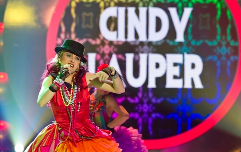 Lora a fost Cyndi Lauper la ”Te cunosc de undeva!” O asemănare tulburătoare, aşa cum a remarcat juriul! 