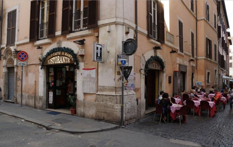 Un restaurant din Roma este acuzat că ”umflă” notele de plată. Mai mulți turiști atrag atenția cu privire la sumele exorbitante plătite