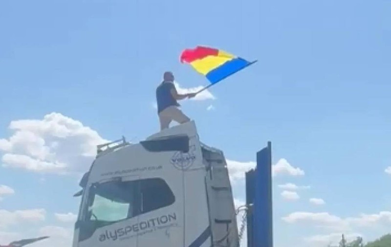 Șoferul de TIR de ieri care a blocat A1 la intrare în București a fost reținut