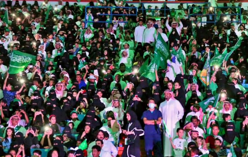 Femeile din Arabia Saudită au avut voie pe un stadion de fotbal pentru prima dată în istorie