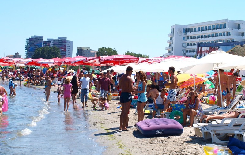 Peste 200.000 de turişti sunt aşteptaţi să ajungă în acest weekend. Uite ce evenimente vor avea loc! pe litoral