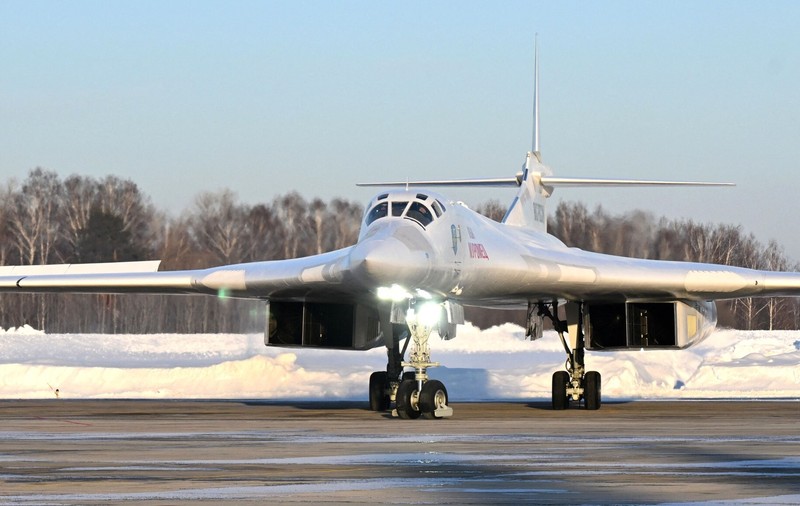 Rusia mărește fabrica de avioane din Kazan, unde se produc bombardiere strategice: „Singura uzină capabilă să repare flota distrusă”