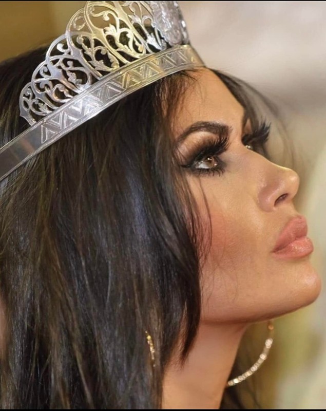 Oana Zăvoranu a transmis un nou mesaj după ce s-a spus că s-a despărțit de soțul ei. „Pot alege să mă bag în pat cu cine simte sufletul și inima mea”