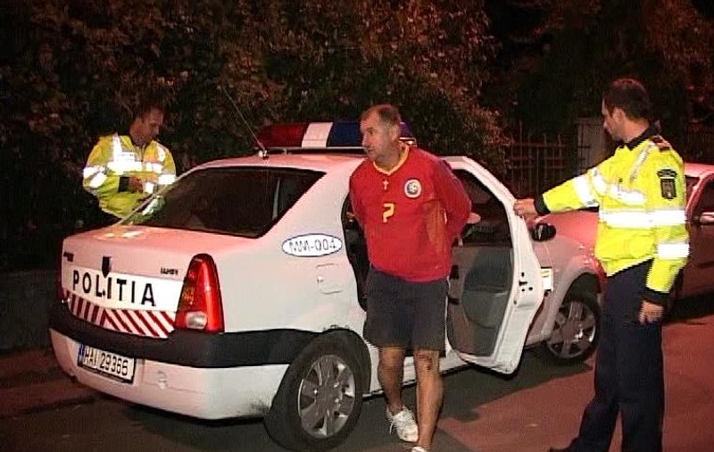 INCREDIBIL! După o urmărire ca-n filme, PATRONUL unui CLUB de FOTBAL din România, ARESTAT ÎN TUFIŞURI! Video