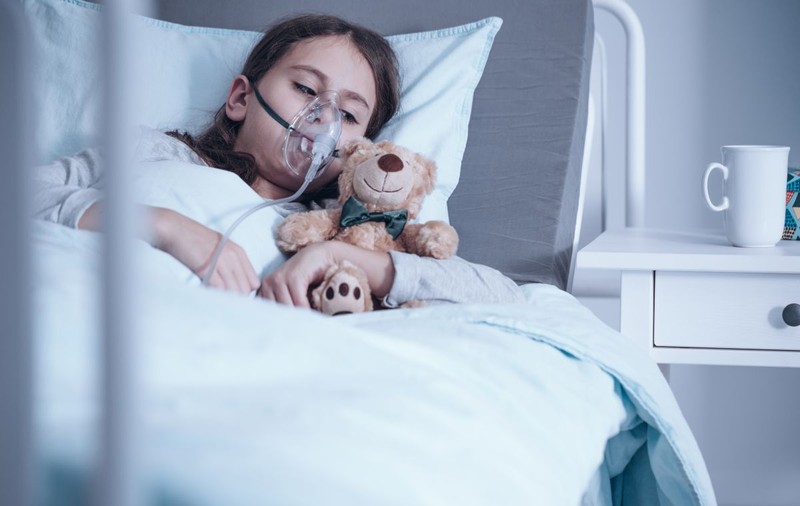 Medicii din Iași spun că s-au înmulțit cazurile de COVID la școlari. 23 de copii au fost internați în weekend