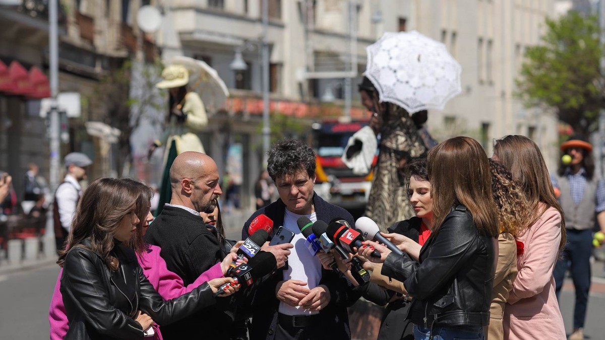 Calea Victoriei din București a redevenit pietonală din weekend-ul 29-30 aprilie. Foto: Vlad Chirea / Libertatea