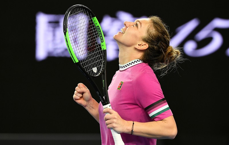 VIDEO | Simona Halep nu se îmbată cu apă rece, după ce a învins-o pe Kaia Kanepi: ”Locul 1 nu mă mai preocupă acum”