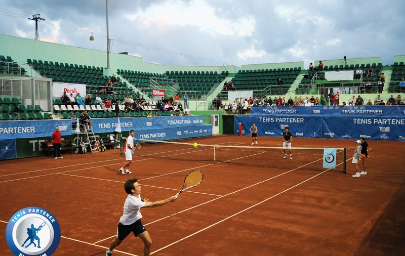 Platinum Mamaia, turneu exclusiv de dublu din circuitul Tenis Partener. Cea de a 7-a ediție a turneului de la Marea Neagră vine cu un format special de joc și premii generoase / GALERIE FOTO