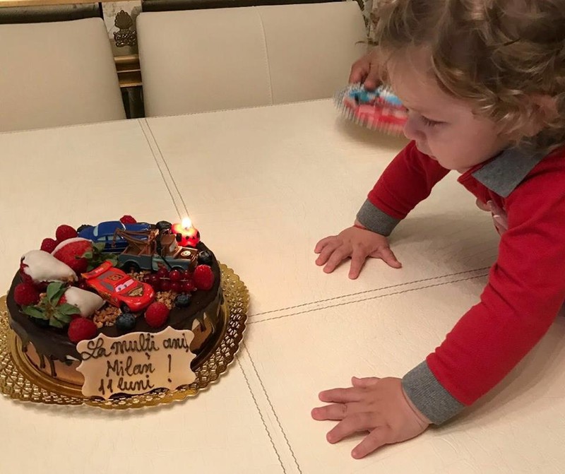 Băiețelul Valentinei Pelinel a împlinit 11 luni. Ce a crescut Milan Cristian. "E voinic..."