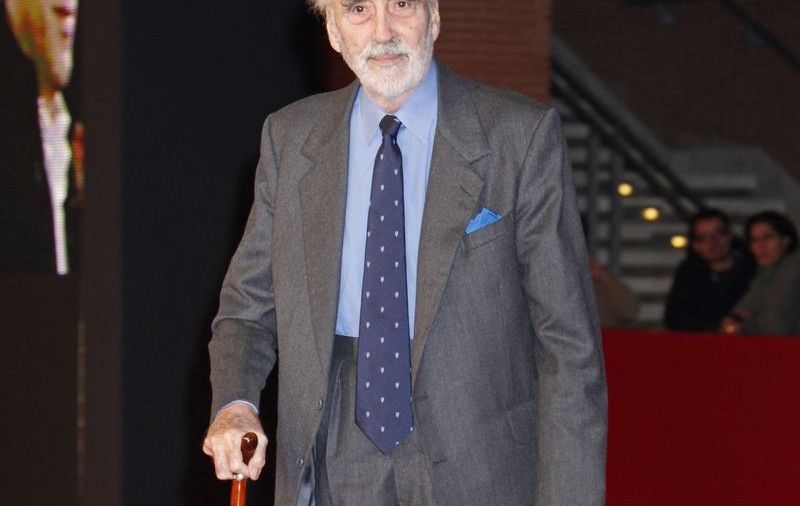 La 87 de ani, Christopher Lee lansează un album rock simfonic