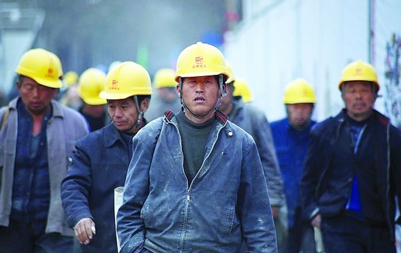 Ministerul Muncii mai aduce 30.000 de muncitori asiatici în România
