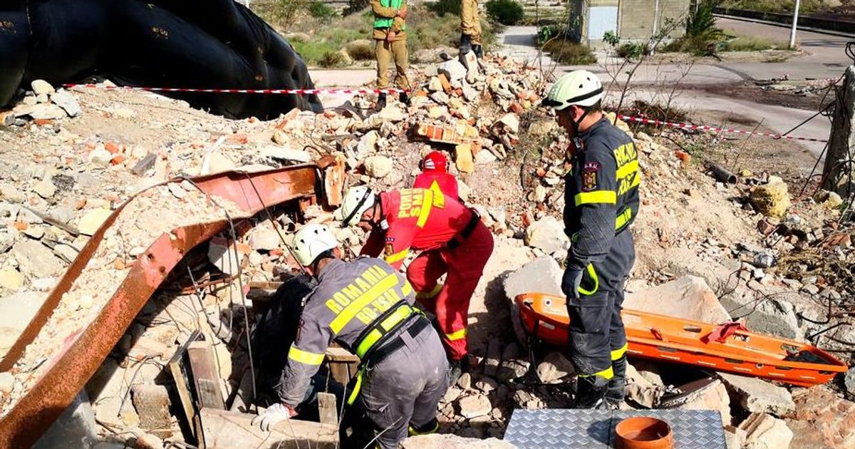 România trimite noi ajutoare în Albania, în timp ce salvatorii români revin azi în țară