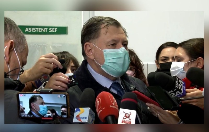 Distanţare socială cu ministrul sănătăţii. Imaginile de necomentat din spitalul de la Constanța