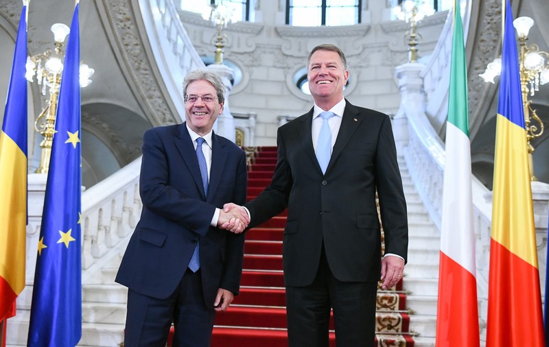 Klaus Iohannis l-a primit pe Paolo Gentiloni la Palatul Cotroceni: ”Relaţia bilaterală între Italia şi România este una foarte, foarte bună”
