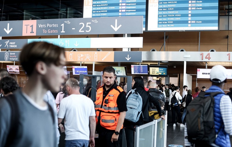 MAE, atenționare de călătorie pentru Belgia. Posibile perturbări ale zborurilor spre și dinspre aeroportul Charleroi din cauza grevelor
