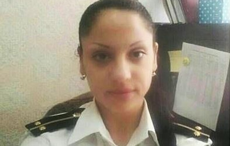 UPDATE: Polițista super sexy, dată dispărută, a fost găsită. Unde era tânăra