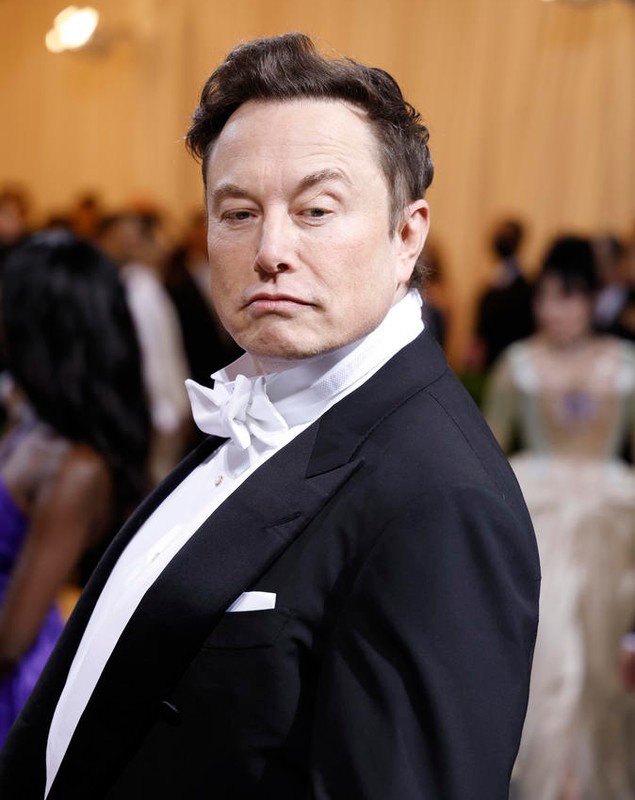 Cine e femeia care l-a însoțit pe Elon Musk la Met Gala 2022. Iubita Grimes nu și-a făcut apariția