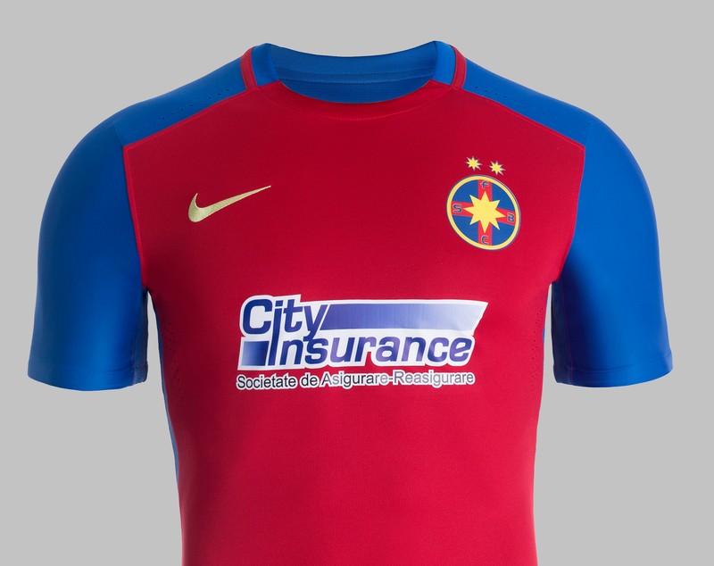 SUPERCUPA ROMÂNIEI 2015, STEAUA - ASA 0-1 / Steaua a inaugurat la Constanța noul echipament de joc. ^Campioana va juca acasă în culorile tradiționale, roșu și albastru