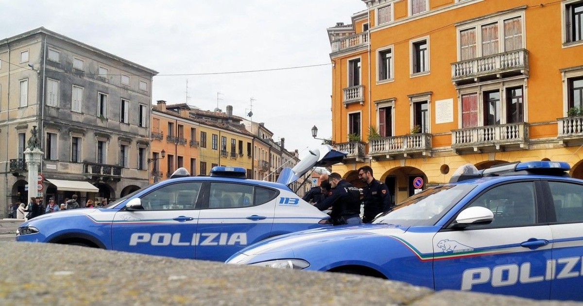 Punct de control aleatoriu al poliției.