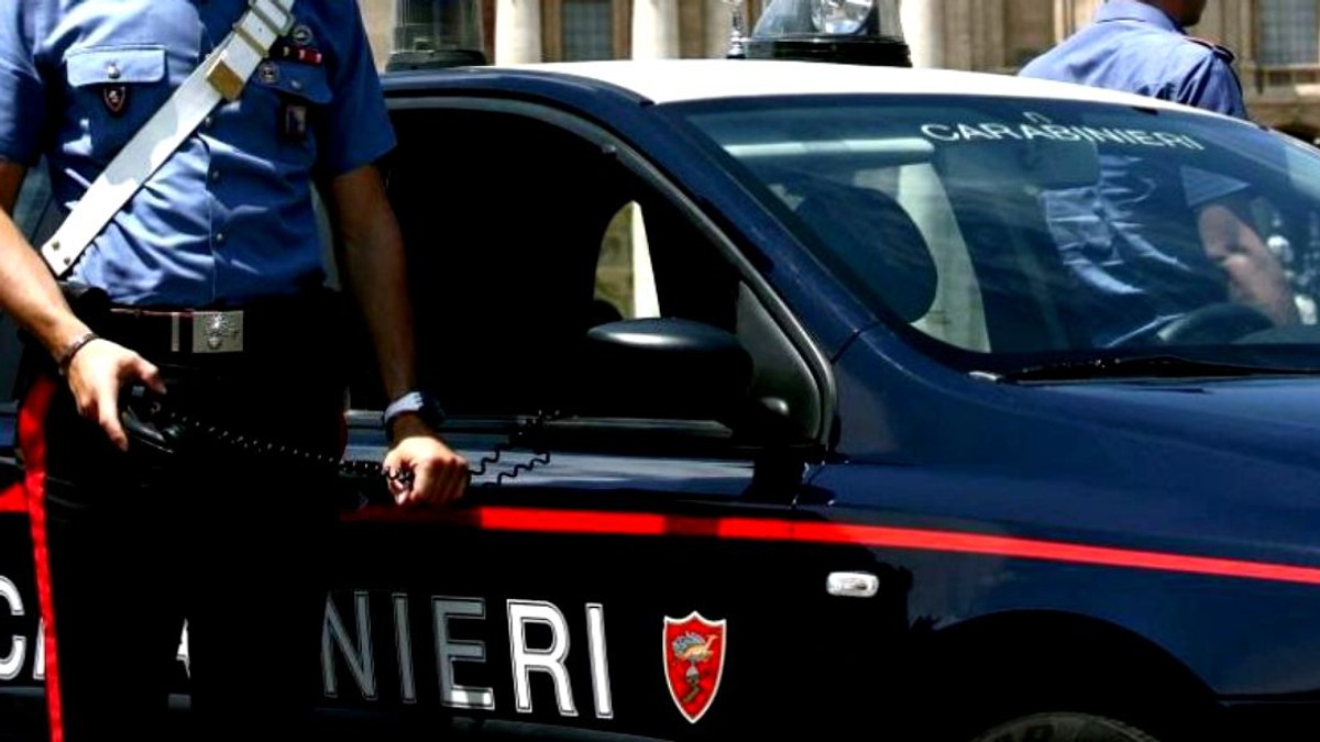 O româncă a fost găsită moartă pe stradă în Italia. Autoritățile cred că ar fi fost ucisă