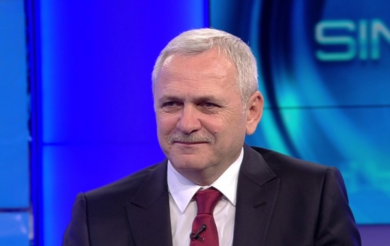 Dragnea anunţă că a semnat proiectul de lege privind dublul standard şi o lege pentru ca mamele să poată munci, deşi iau indemnizaţie