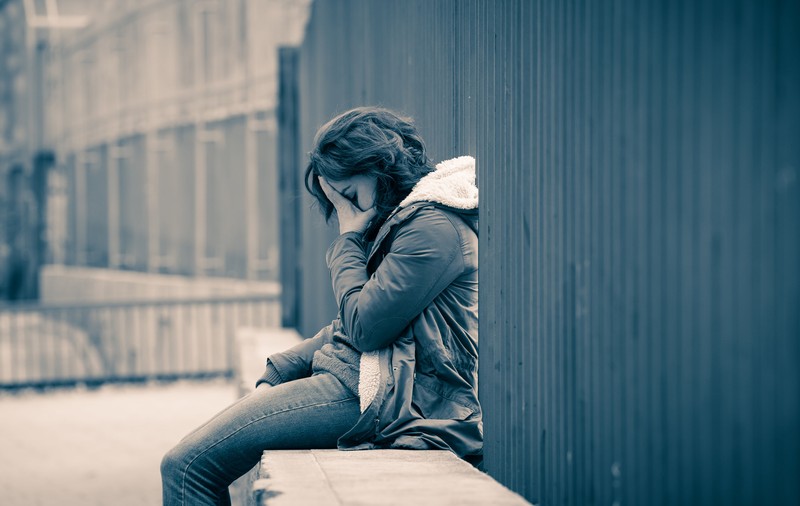 Victimele colaterale ale pandemiei. „Vizitele la urgențe pentru tentative de sinucidere au crescut cu 51% în rândul fetelor adolescente”