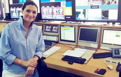 Iuliana Tudor, prezentatoarea emisiunii "O dată-n viață" de la TVR