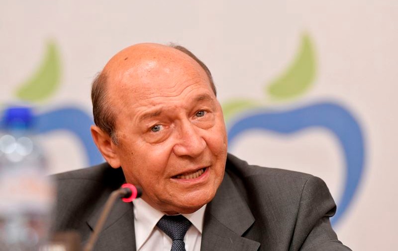 Traian Băsescu, internat la Spitalul Militar din Bucureşti. Starea de sănătate a fostului preşedinte