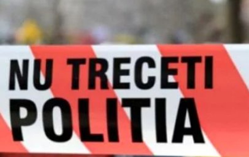 O femeie din Drobeta Turnu Severin a murit după ce a fost lovită cu un topor pe stradă