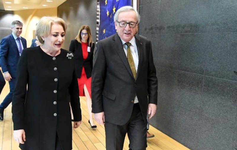 Dăncilă insistă ca Ioan Mircea Paşcu să devină comisar european interimar, în locul Corinei Creţu. Propunerea, trimisă preşedintelui CE, Jean Claude Juncker