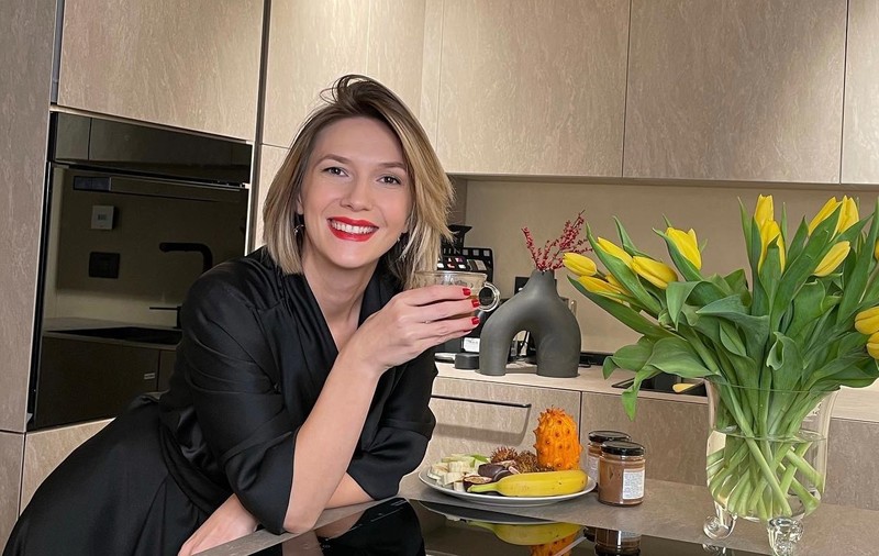 Adela Popescu este însărcinată în 7 luni și resimte din plin asta. „Respir din ce în ce mai greu”