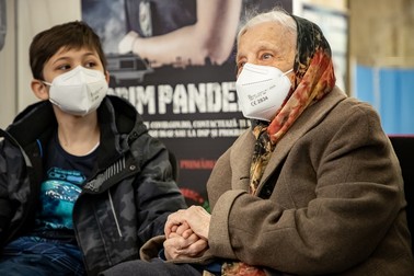 Tudor a stat tot timpul lângă străbunica lui
