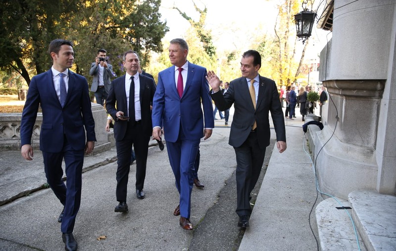 Candidații tăcuți în campanie și grăbiți la urne