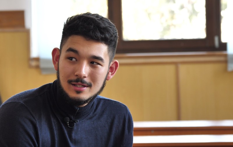 VIDEO/Japonezul cu inimă de român din Bacău. Este olimpic la istorie și vorbește româna la perfecție