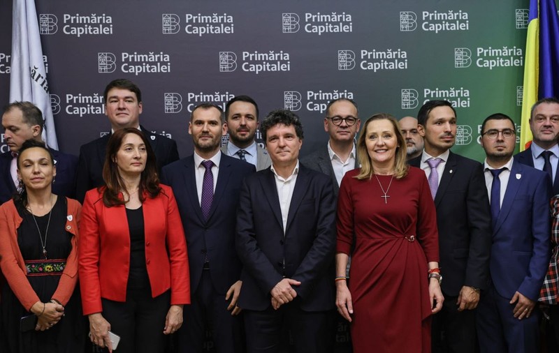 Cei 50 de consilieri din cele 8 partide care fac parte din noul Consiliu General al Municipiului București | VIDEO