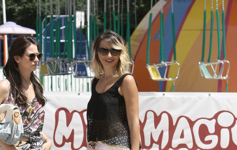 VIDEO EXCLUSIV / Îi e dor de televiziune, dar s-a specializat deja în alt domeniu! Crina Abrudan: “Am diplomă recunoscută de Ministerul Muncii”
